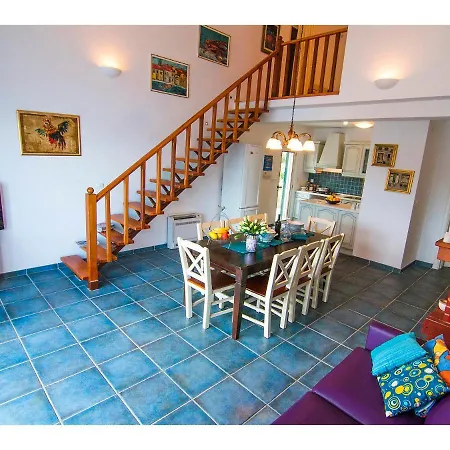 Villa Inviting 7-Bed Villa In Maslinica